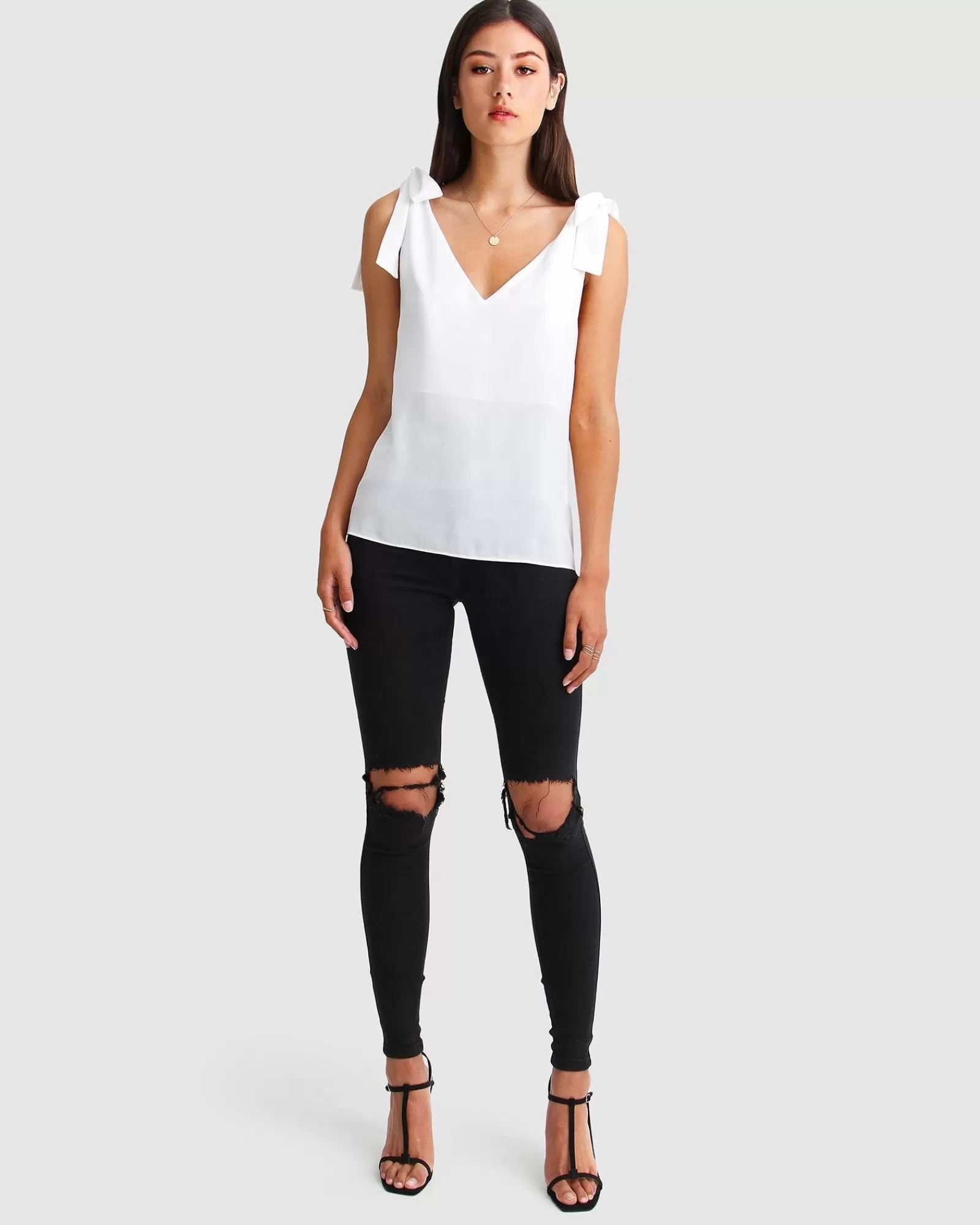 Belle & Bloom Feel For You V-Neck Top - White