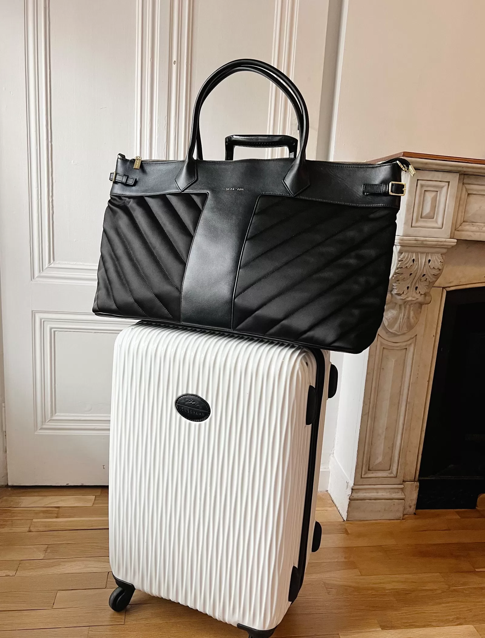 Belle & Bloom Meet Me in Paris Weekender Bag -